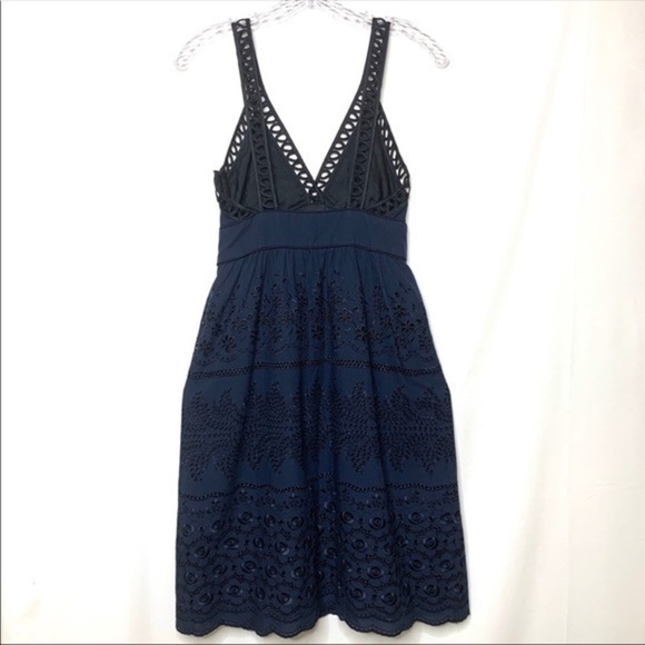 Cynthia Steffe navy blue black lace eyelet dress 2 XS designer free shipping - Picture 2 of 7